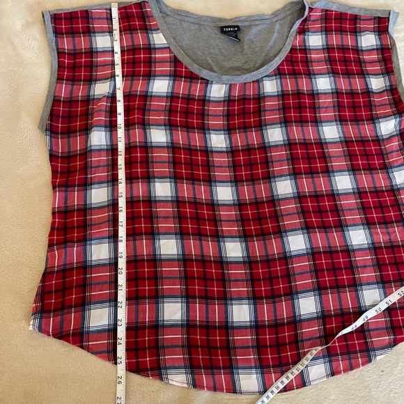 Torrid Plaid Lightweight Top - Size 1X - Picture 9 of 11